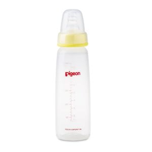 Pigeon Plastic Feeding Bottle 240ml (Transparent Cap)